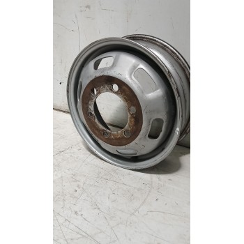 Recambio de llanta para iveco daily caja cerrada (1999 =>) 2.8 diesel cat referencia OEM IAM 504003566  