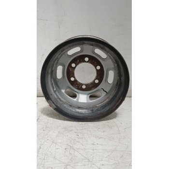 Recambio de llanta para iveco daily caja cerrada (1999 =>) 2.8 diesel cat referencia OEM IAM 504003566  