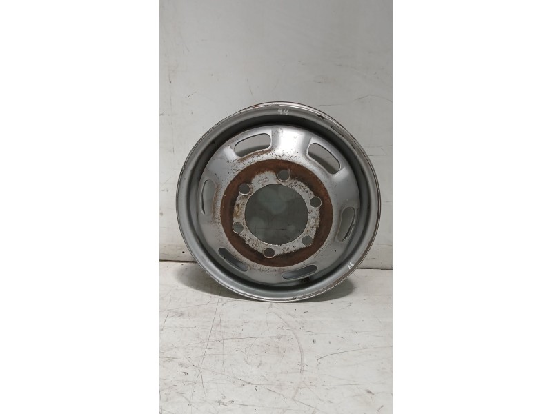 Recambio de llanta para iveco daily caja cerrada (1999 =>) 2.8 diesel cat referencia OEM IAM 504003566  