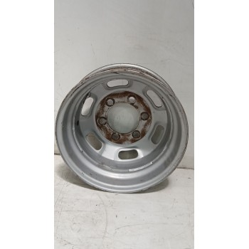 Recambio de llanta para iveco daily caja cerrada (1999 =>) 2.8 diesel cat referencia OEM IAM 504003566  