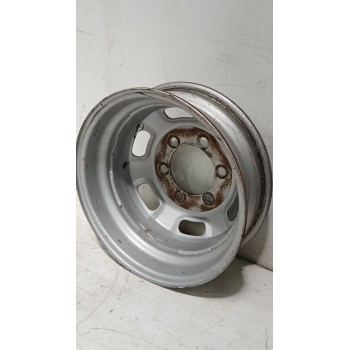 Recambio de llanta para iveco daily caja cerrada (1999 =>) 2.8 diesel cat referencia OEM IAM 504003566  