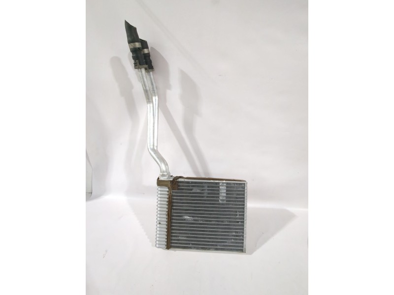 Recambio de radiador calefaccion / aire acondicionado para volvo c30 (533) 1.8 referencia OEM IAM VP3M5H / 18476EA / 31332896  