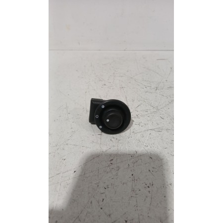 Recambio de mando retrovisor para renault megane ii sedán (lm0/1_) 1.5 dci (lm1f) referencia OEM IAM 8200002442B  