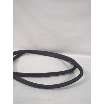 Recambio de gomas contorno puerta para renault clio iv (bh_) 0.9 tce 90 referencia OEM IAM 808324424R  