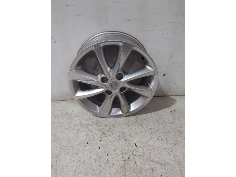 Recambio de llanta para opel corsa f edition referencia OEM IAM 65J16CH438  