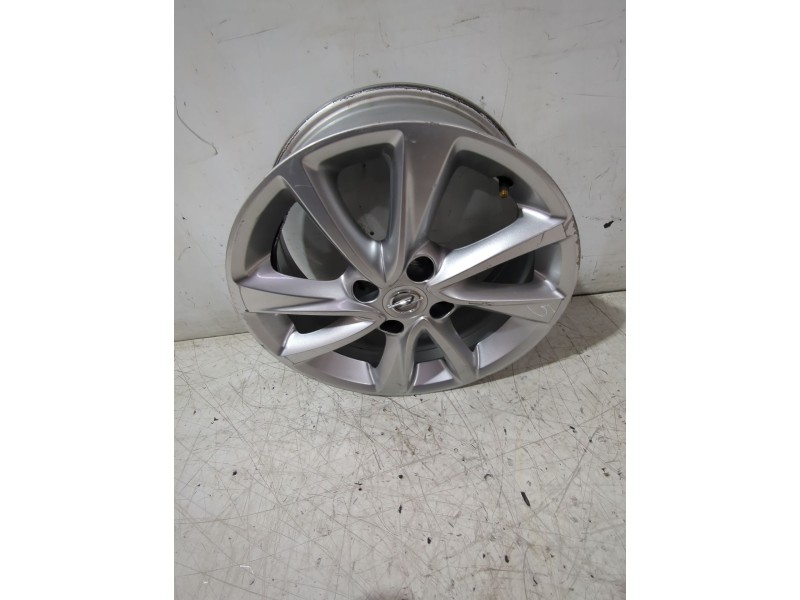 Recambio de llanta para opel corsa f edition referencia OEM IAM 65J16CH438  