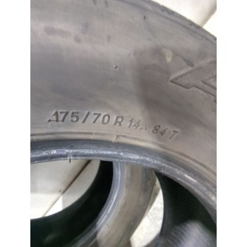 Recambio de neumatico para hyundai i20 i (pb, pbt) 1.2 referencia OEM IAM 17570R1484T  