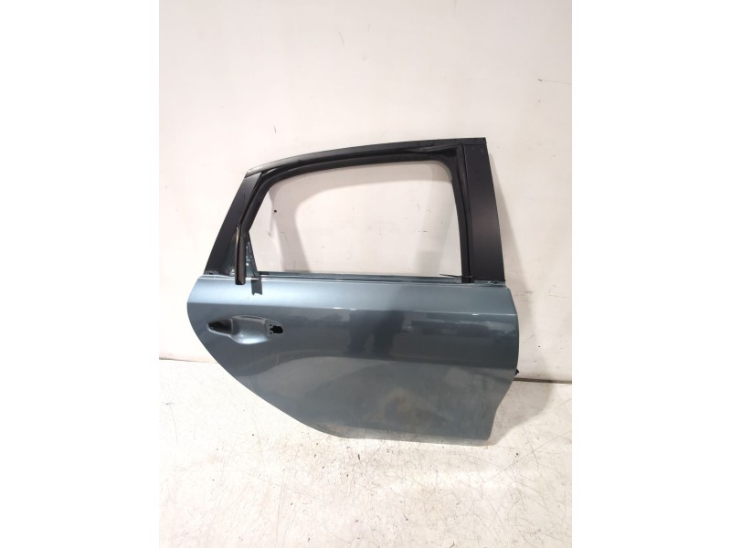 Recambio de puerta trasera derecha para kia ceed (cd) 1.0 t-gdi referencia OEM IAM 77004J7000  