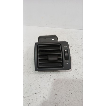 Recambio de rejilla aireadora para volvo c30 (533) 1.8 referencia OEM IAM 30715098  