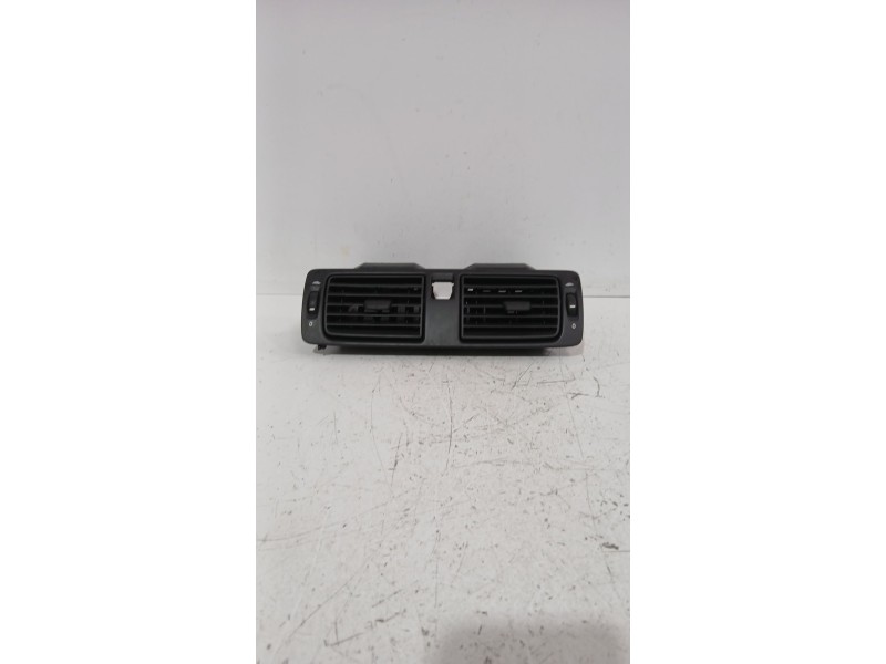 Recambio de rejilla aireadora para volvo c30 (533) 1.8 referencia OEM IAM 30722777  