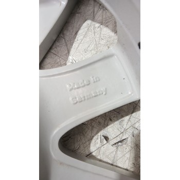 Recambio de llanta para volkswagen passat berlina (3b3) 1.6 referencia OEM IAM 3B0601025K  