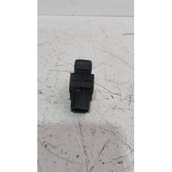 Recambio de mando elevalunas delantero derecho para volvo c30 (533) 1.8 referencia OEM IAM 30774162  