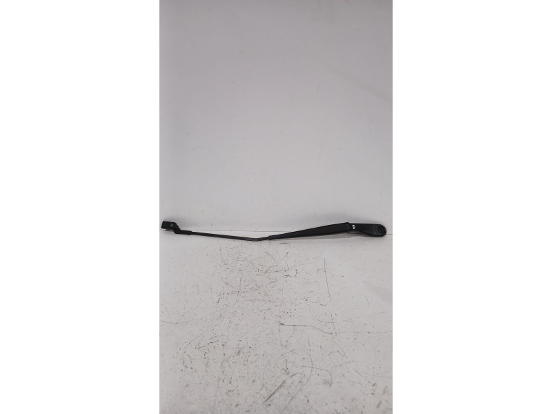 Recambio de brazo limpia delantero derecho para volvo c30 (533) 1.8 referencia OEM IAM 8623160  