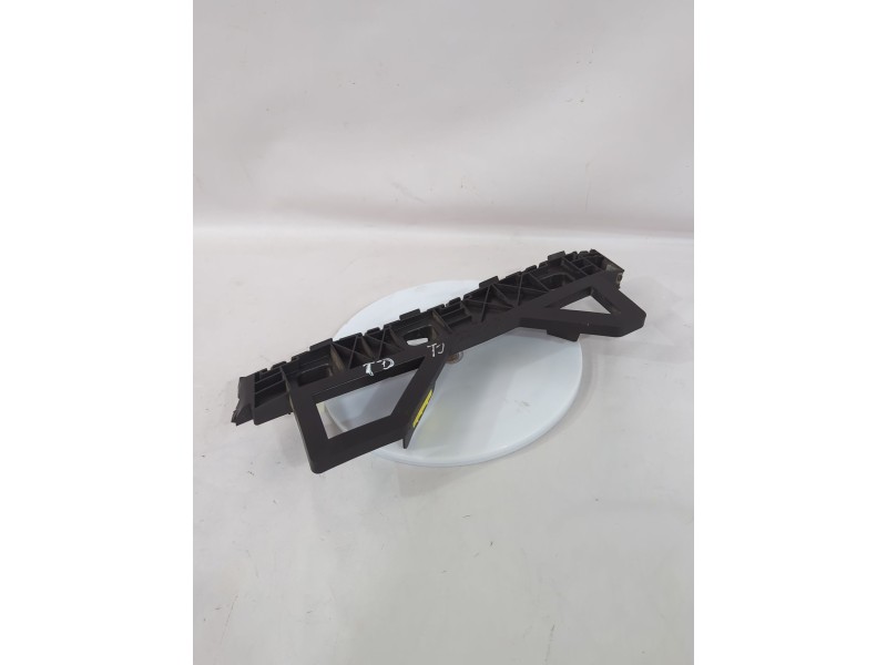 Recambio de soporte paragolpe trasero para kia ceed (cd) 1.0 t-gdi referencia OEM IAM 86616J7000/86614J7000  