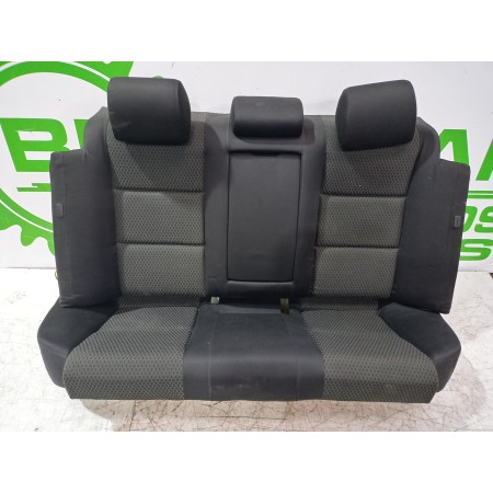 Recambio de asientos traseros para audi a6 berlina (4f2) 2.4 referencia OEM IAM 4F5885775B / 4F5885375  