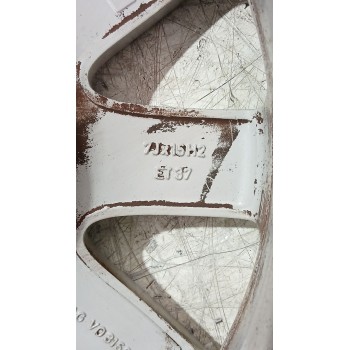 Recambio de llanta para volkswagen passat berlina (3b3) advance referencia OEM IAM 3B0601025K  