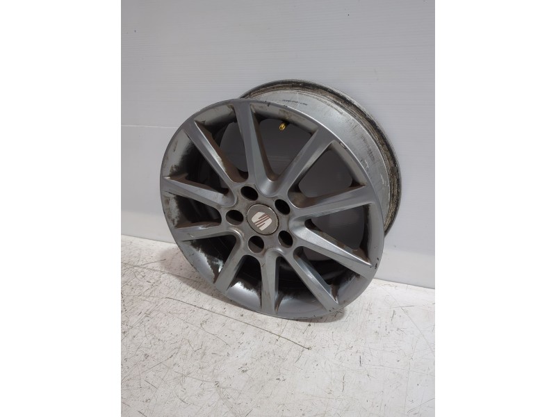 Recambio de llanta para seat leon (1p1) 1.9 tdi referencia OEM IAM 5P0601025J  