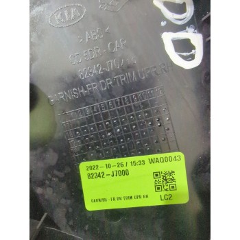 Recambio de guarnecido puerta delantera derecha para kia ceed (cd) 1.0 t-gdi referencia OEM IAM 82342-J7010 / 82342J7010  