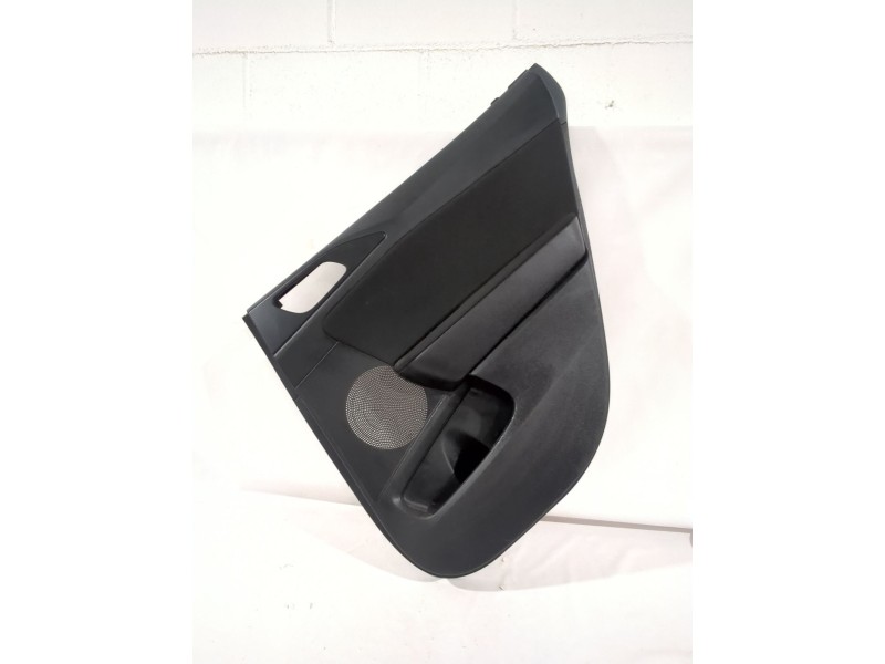 Recambio de guarnecido puerta trasera derecha para kia ceed (cd) 1.0 t-gdi referencia OEM IAM 83362J7000  