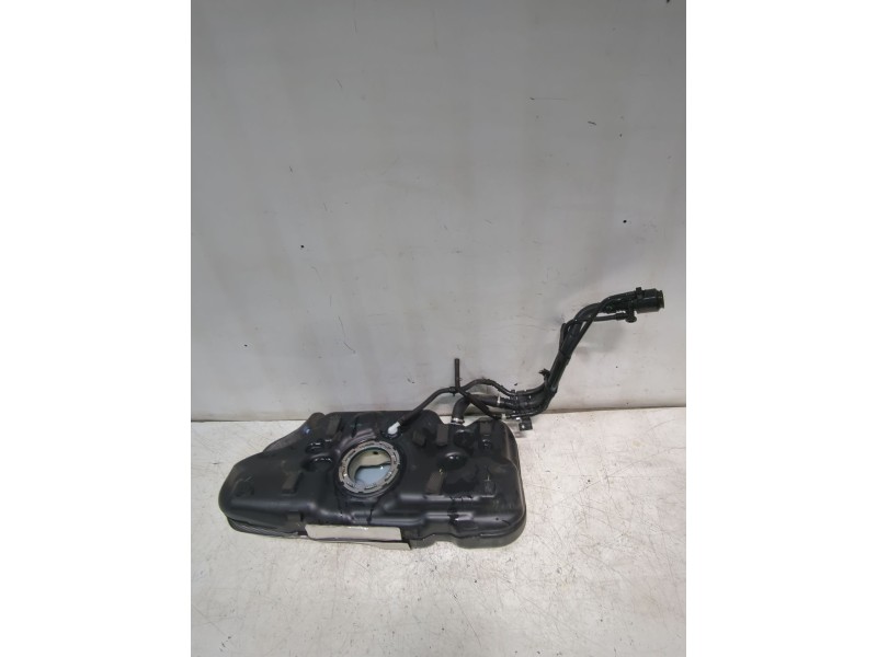 Recambio de deposito combustible para kia ceed (cd) 1.0 t-gdi referencia OEM IAM 31150G4000  