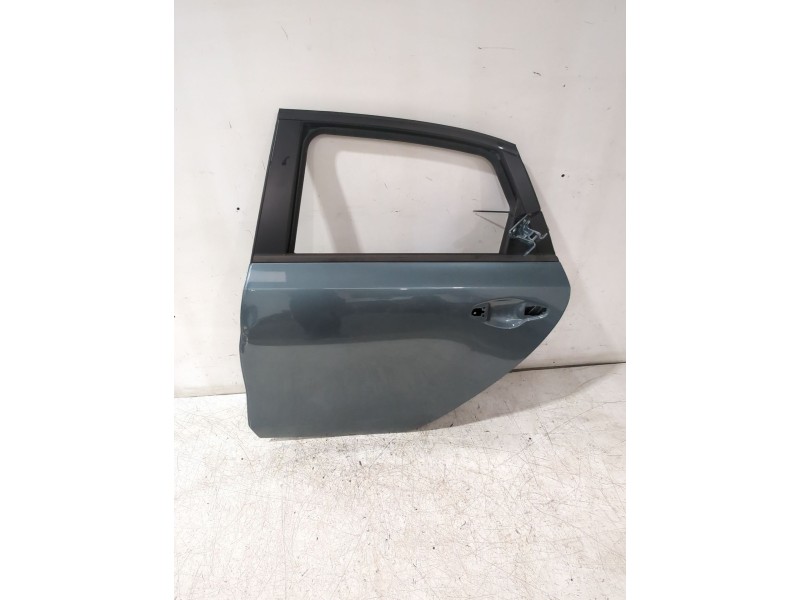 Recambio de puerta trasera izquierda para kia ceed (cd) 1.0 t-gdi referencia OEM IAM 77003J7000  