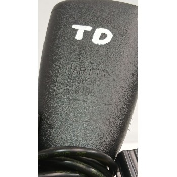 Recambio de enganche cinturon trasero derecho para volvo c30 (533) 1.8 referencia OEM IAM 8686941  