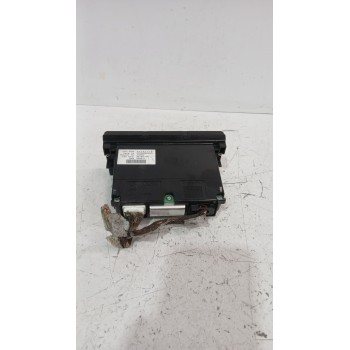 Recambio de pantalla multifuncion para volvo c30 (533) 1.8 referencia OEM IAM 30797719  