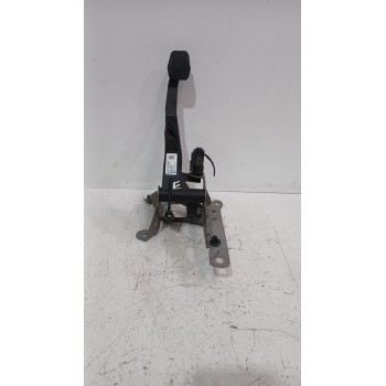 Recambio de pedal embrague para volvo c30 (533) 1.8 referencia OEM IAM 31317868  