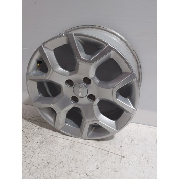 Recambio de llanta para jeep avenger altitude referencia OEM IAM 52197382  