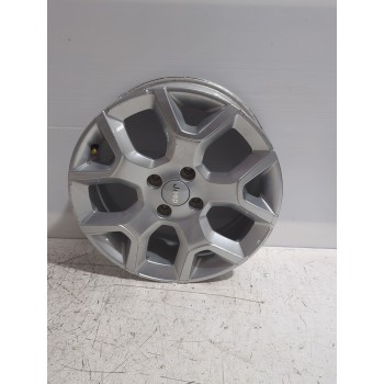 Recambio de llanta para jeep avenger altitude referencia OEM IAM 52197382  