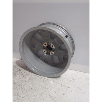 Recambio de llanta para jeep avenger altitude referencia OEM IAM 52197382  