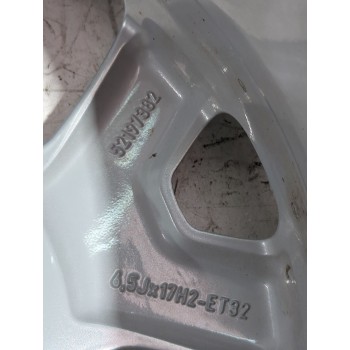 Recambio de llanta para jeep avenger altitude referencia OEM IAM 52197382  