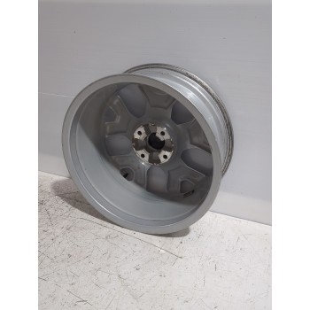 Recambio de llanta para jeep avenger altitude referencia OEM IAM 52197382  