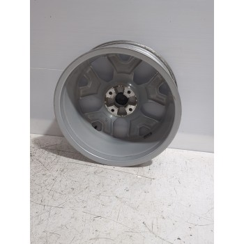 Recambio de llanta para jeep avenger altitude referencia OEM IAM 52197382  