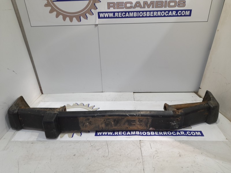 Recambio de paragolpes delantero para mitsubishi montero (l040) 2.5 turbodiesel referencia OEM IAM MB593061  