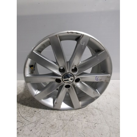 Recambio de llanta para volkswagen golf vi (5k1) advance referencia OEM IAM 5K0601025F  