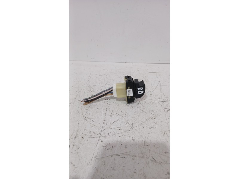 Recambio de mando elevalunas delantero derecho para renault clio iv (bh_) 0.9 tce 90 referencia OEM IAM 254218614R  