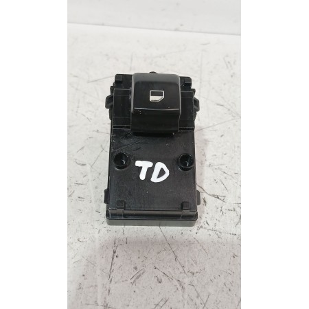 Recambio de mando elevalunas trasero derecho para kia ceed (cd) 1.0 t-gdi referencia OEM IAM 40B5221500  