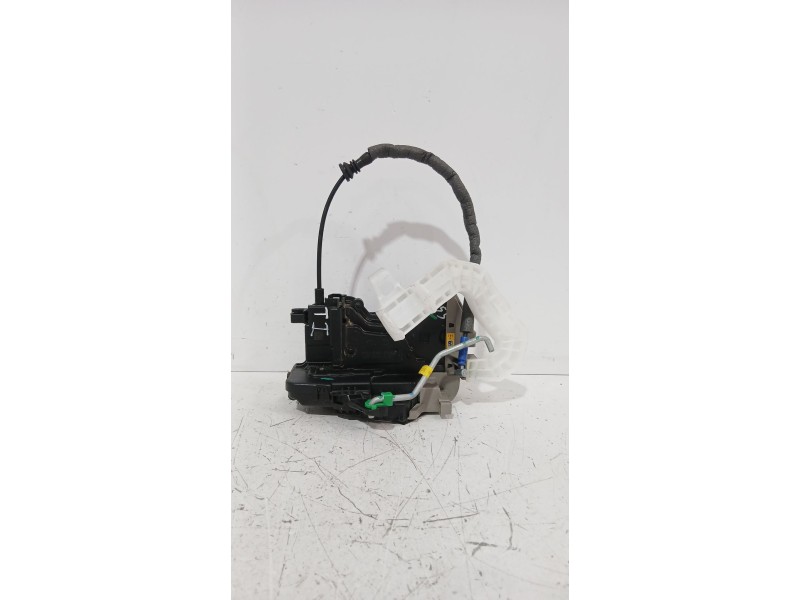 Recambio de cerradura puerta trasera izquierda para kia ceed (cd) 1.0 t-gdi referencia OEM IAM 82410J7000  