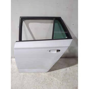Recambio de puerta trasera izquierda para skoda fabia iii station wagon (nj5) 1.0 tsi referencia OEM IAM 6V9833055A  