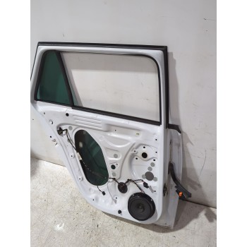 Recambio de puerta trasera izquierda para skoda fabia iii station wagon (nj5) 1.0 tsi referencia OEM IAM 6V9833055A  
