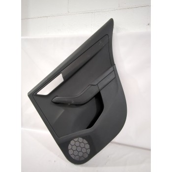 Recambio de guarnecido puerta trasera derecha para skoda fabia iii station wagon (nj5) 1.0 tsi referencia OEM IAM 6V0867212  