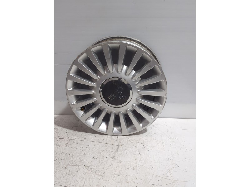 Recambio de llanta para fiat 500 cabrio (150) aniversario referencia OEM IAM 51845435  