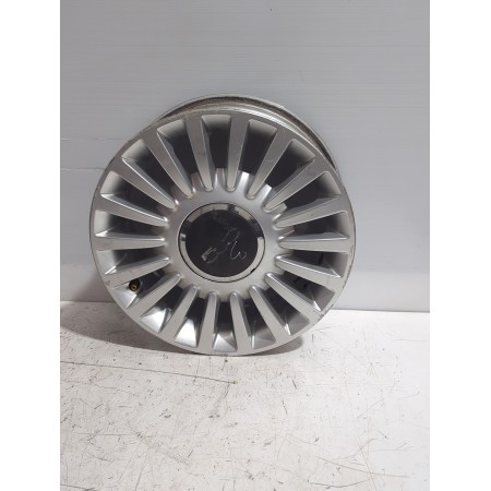 Recambio de llanta para fiat 500 cabrio (150) aniversario referencia OEM IAM 51845435  