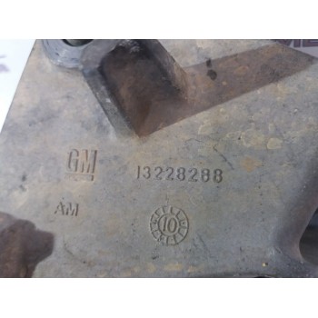 Recambio de soporte para peugeot 206 berlina 1.9 diesel referencia OEM IAM 13228288  