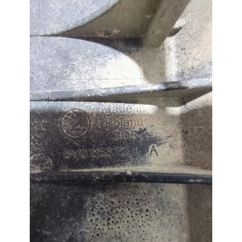 Recambio de paso rueda trasero derecho para skoda fabia iii station wagon (nj5) 1.0 tsi referencia OEM IAM 5J6810972  