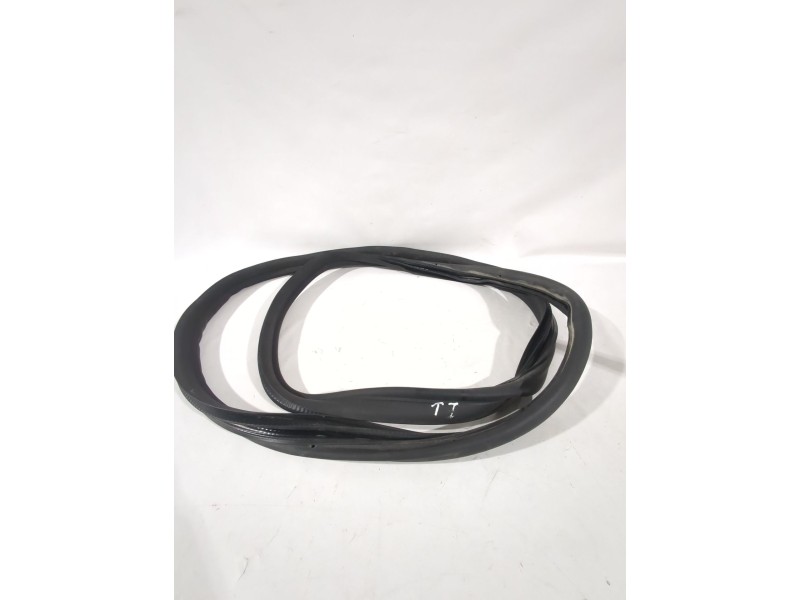 Recambio de gomas contorno puerta para skoda fabia iii station wagon (nj5) 1.0 tsi referencia OEM IAM 6V0867365C5AP  