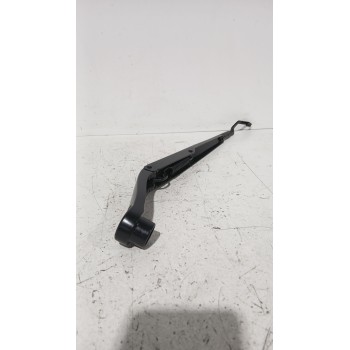 Recambio de brazo limpia delantero derecho para kia ceed (cd) 1.0 t-gdi referencia OEM IAM 98321J7000  