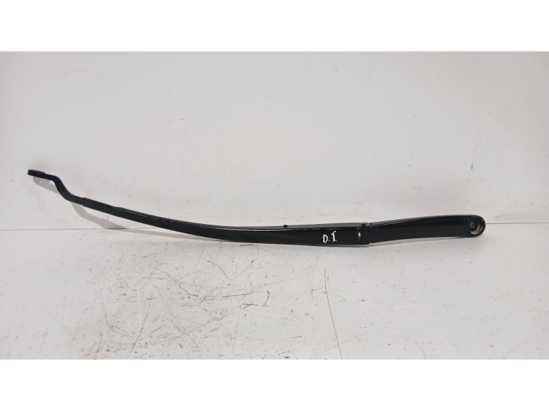 Recambio de brazo limpia delantero izquierdo para kia ceed (cd) 1.0 t-gdi referencia OEM IAM 98311J7000  