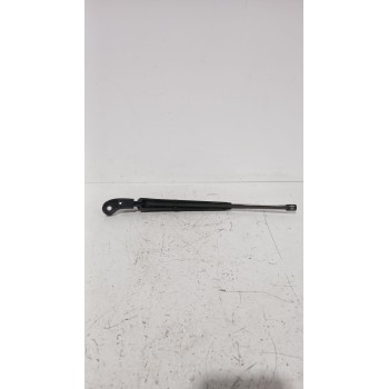 Recambio de brazo limpia trasero para kia ceed (cd) 1.0 t-gdi referencia OEM IAM 98811J7500  